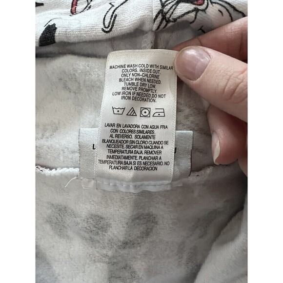Looney Tunes Juniors Cropped Hoodie Sweatshirt Size XL Taz Tweety Bugs Bunny - Picture 7 of 7